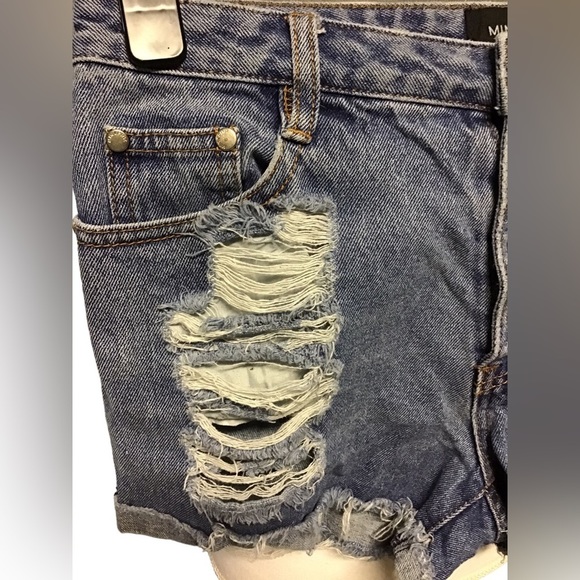 MINKPINK distressed 100% cotton denim shortie Size Small. - Picture 6 of 12